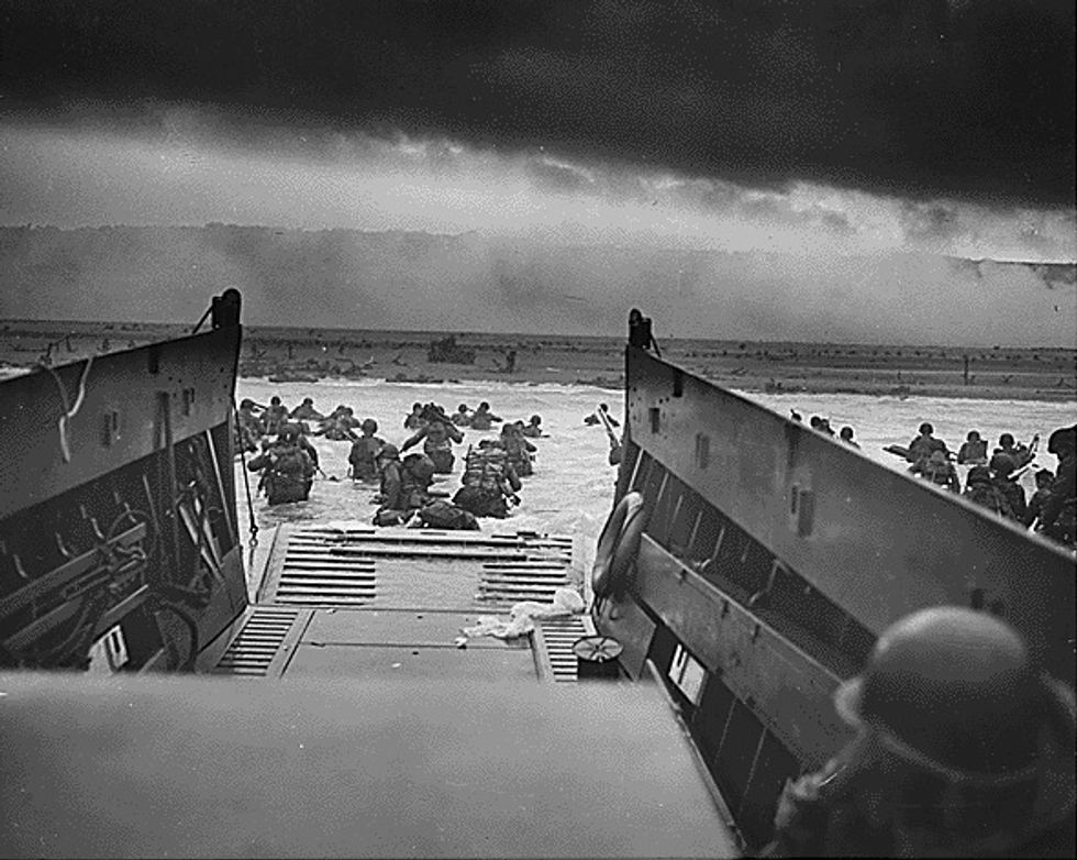 Here's How Gen. Dwight D. Eisenhower Readied Allied Troops About to Embark on D-Day Invasion