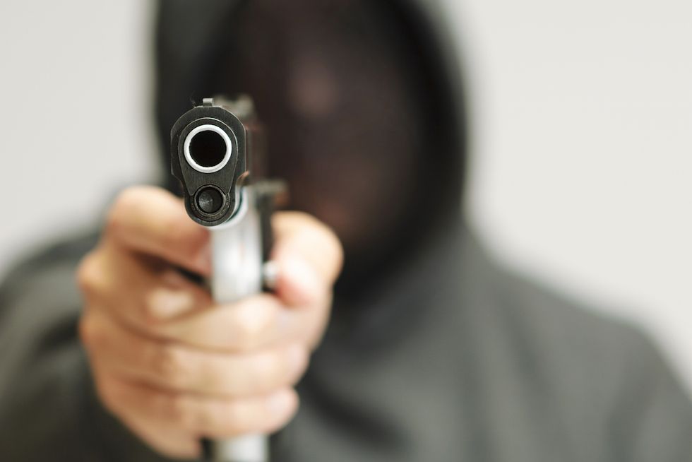 The Chilling Words a Suspected Robber Allegedly Told an Ambulance Dispatcher After Tricking Him and Robbing Him at Gunpoint
