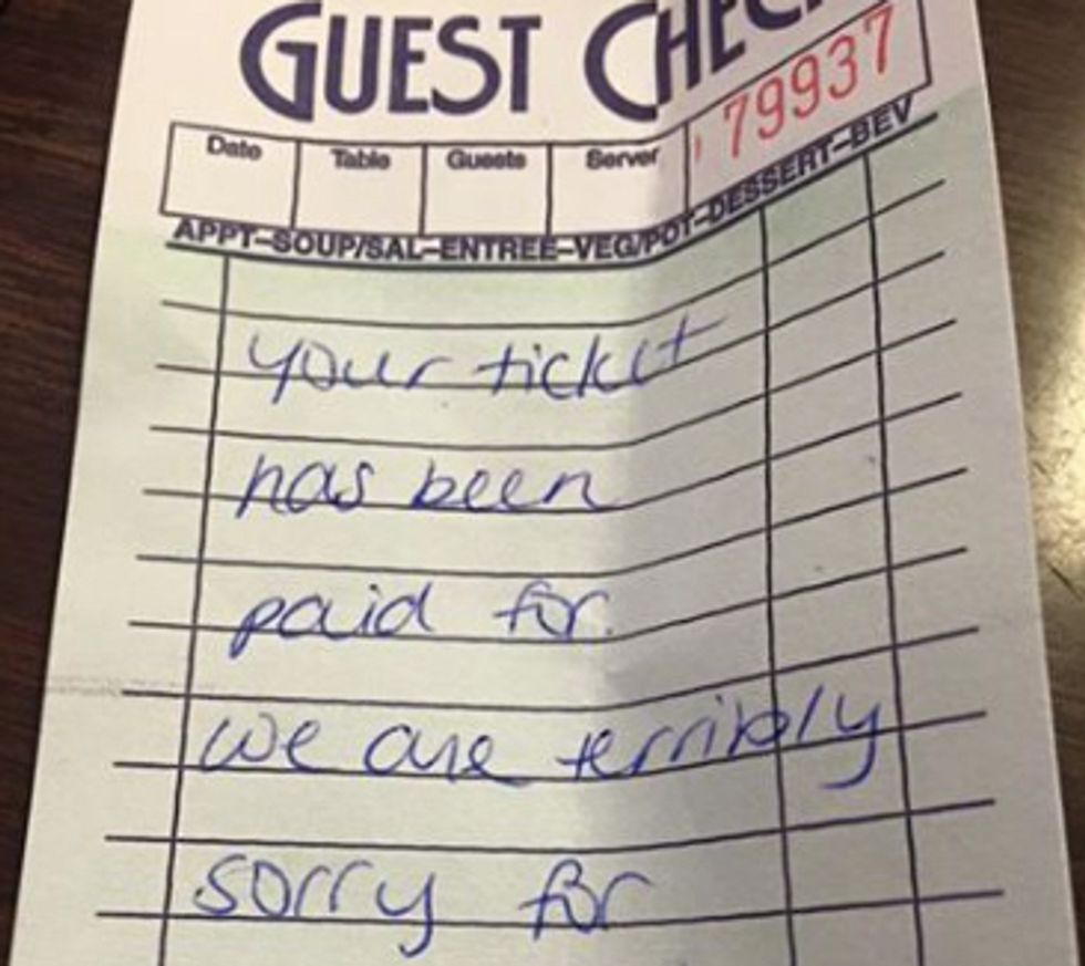 Why the Simple Words This Waitress Wrote on a Grieving Couple's Restaurant Check Have Inspired Thousands