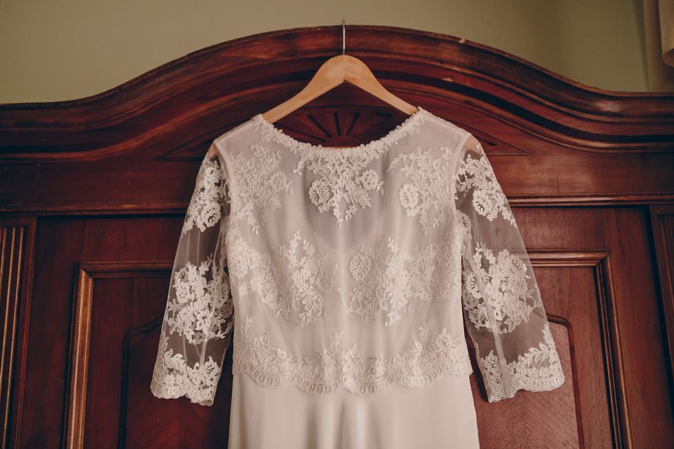 A Simple, Sweet Note Pinned on a Donated Vintage Wedding Dress Sparked a Viral Search for the Former Owner