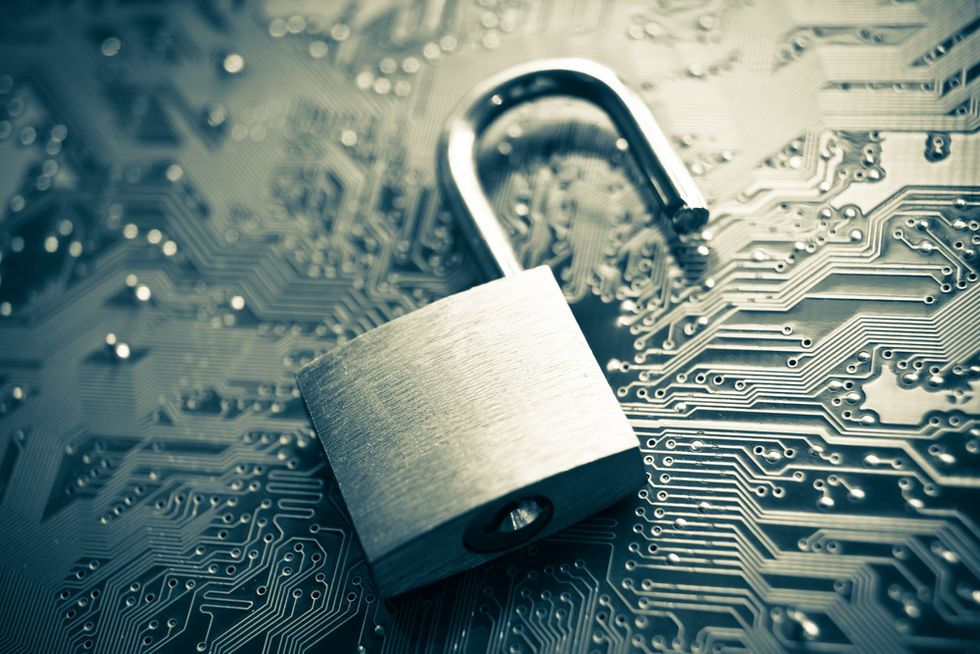 Federal Officials Knew of Cybersecurity Issues Ahead of Massive Data Hack: 'They Recommended...That You Shut It Down and You Didn't