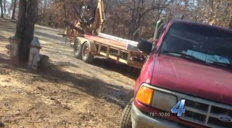 You Wouldn't Believe it': Man Gets Unexpected Surprise After His Truck Breaks Down on Road