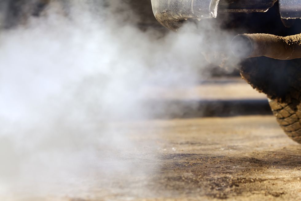 Obama Administration Issues Sweeping New Regulations on Carbon Emissions From Trucks