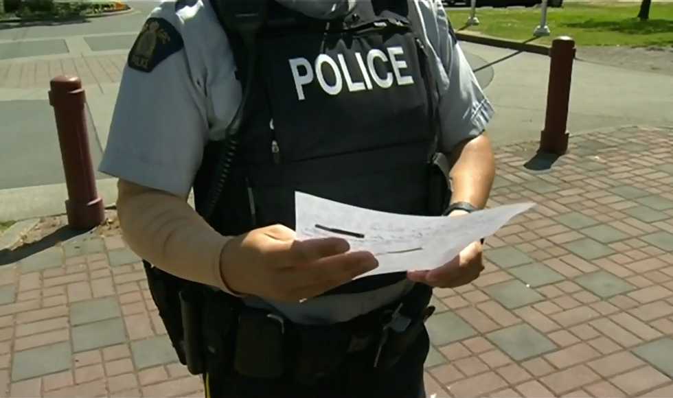 Community Tries to Give Homeless Man $5,000 After His Incredible Act of Kindness. His Response? Just Amazing.