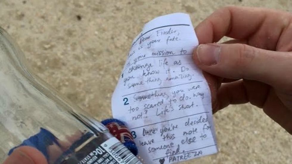 Man Finds Rolled-Up Note Inside Coca-Cola Bottle Along Australia Beach That Could 'Change' His Life