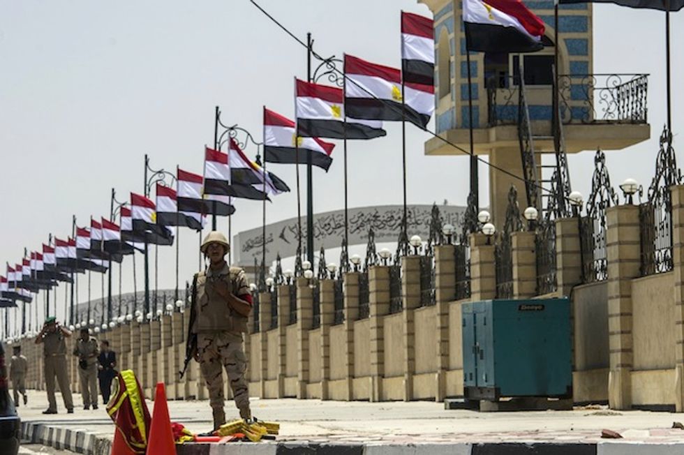 At Least 50 Egyptian Soldiers Dead as Islamic Militants Stage Simultaneous Attacks in Sinai