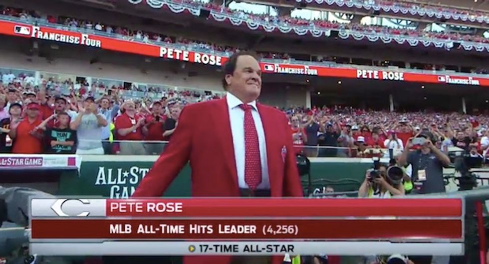 See the Reception Pete Rose Got at Tuesday Night's All Star Game
