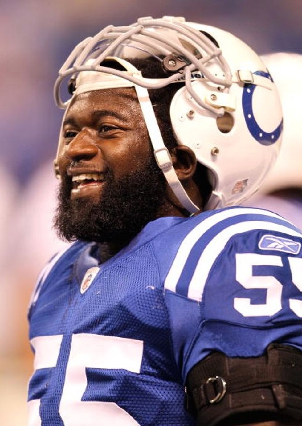 Former NFL Player Accused of Not Paying to Support His Daughter Who Is 'Unable to Walk, Nearly Blind and Unable to Eat Normal Food