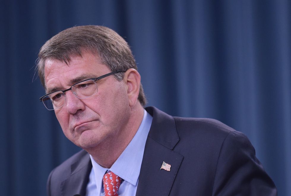 Pentagon Has Request for Armed Citizens Standing Guard Outside Military Recruitment Centers