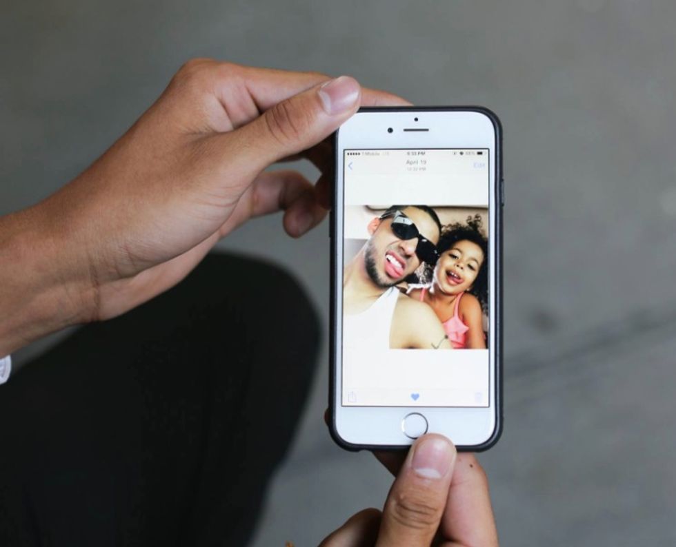He Went to an Abortion Clinic With His Pregnant Girlfriend. But What Happened Next Is Inspiring the Masses.