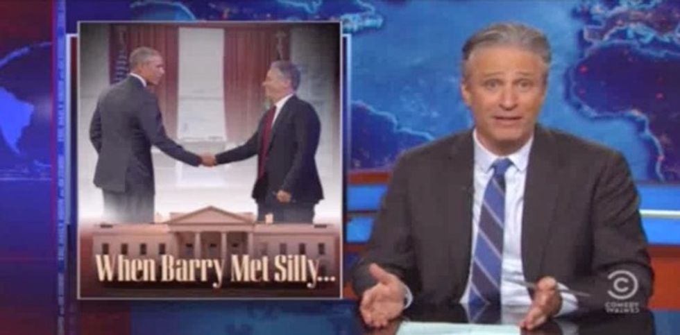 Jon Stewart Reveals ‘What Happened’ During ‘Secret’ White House Meetings With Obama