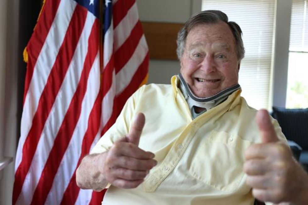 Former President George H.W. Bush Assures the World He’s OK After Neck Injury in One Very Bush-Esque Tweet