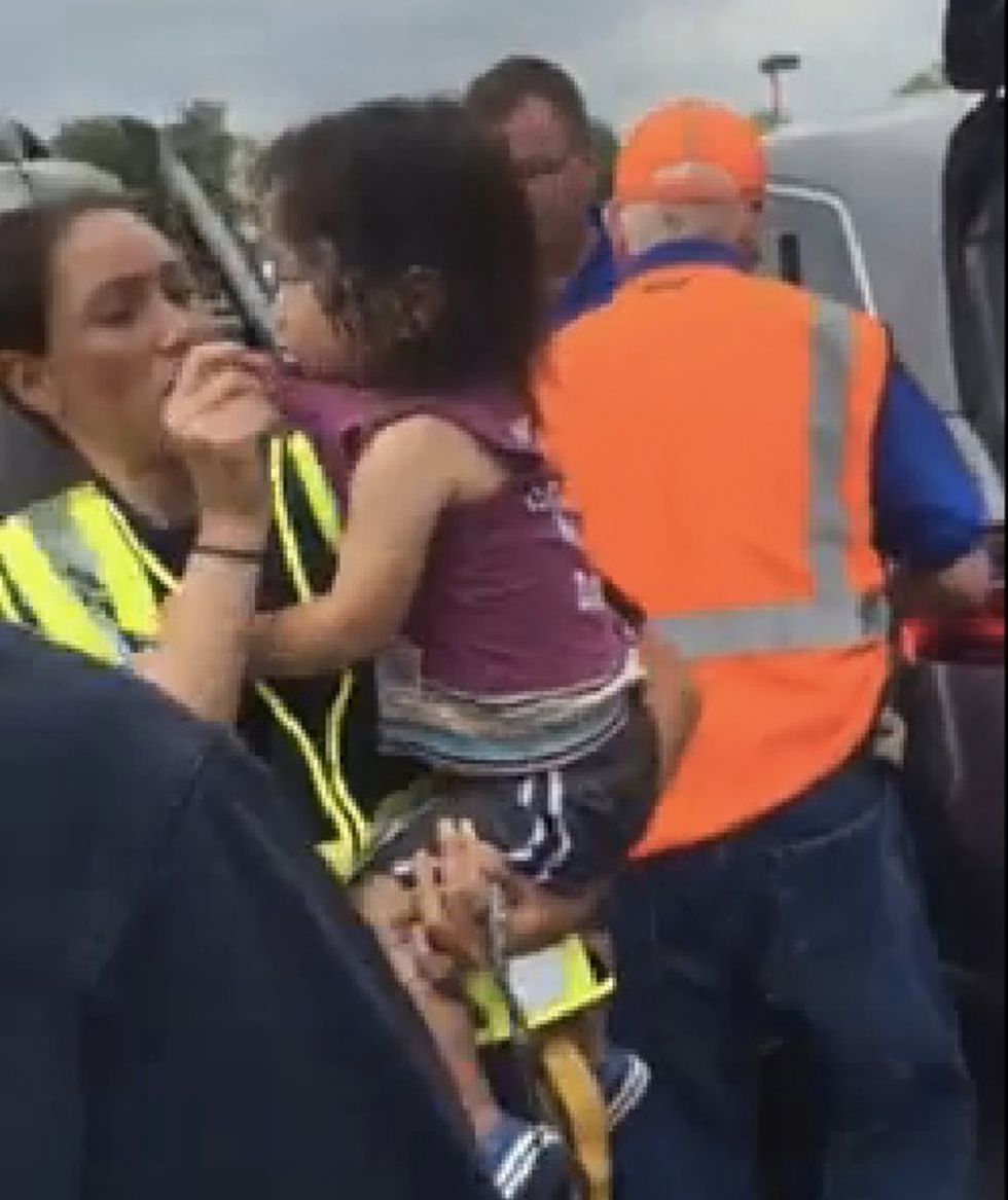 Crying Toddler 'Drenched in Sweat' Rescued From Hot Minivan — and Watch How Officer Reacts When Mom Returns With Loaded Shopping Cart