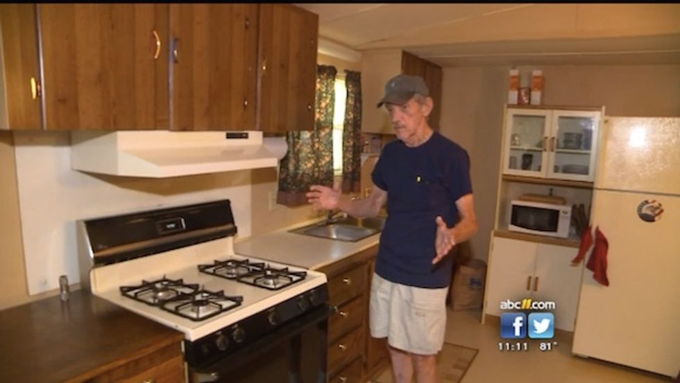Do Something Nice for Someone and Tell Them to Pass it On': Disabled Vietnam Vet Gives His Home to Another Vet