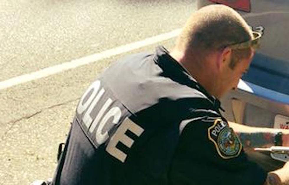 Pregnant Woman Had ‘Bad Contraction’ When She Broke Traffic Law. How Cop Reacted Sent Story Viral