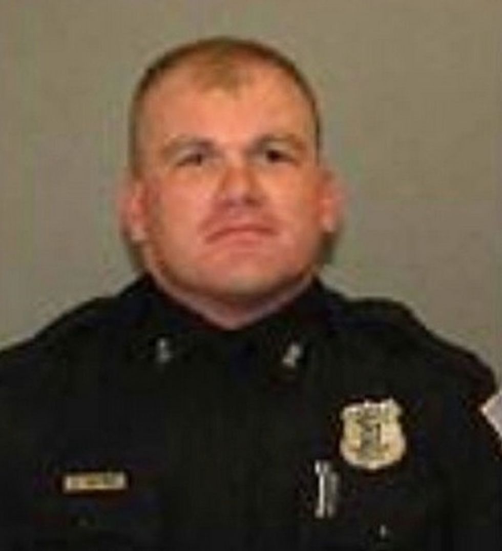 Memphis Police Officer Fatally Shot During Traffic Stop; Suspect on the Run (UPDATE: Officer Identified)