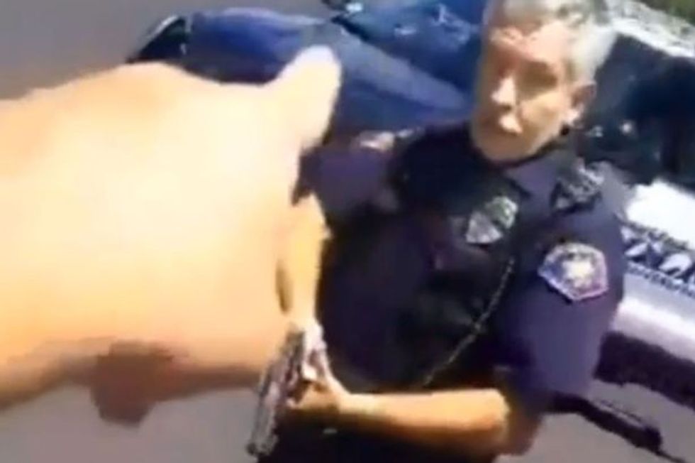 Video: Man Was Recording a Police Officer When the Situation Suddenly Takes Scary Turn That Could've Ended Badly
