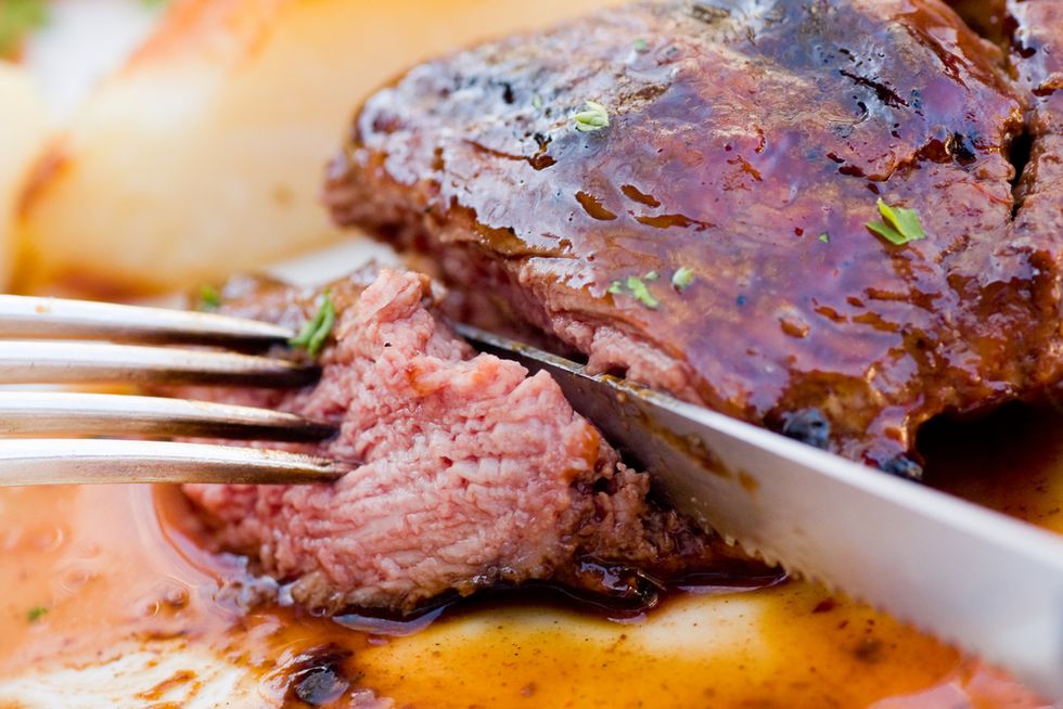 The Proper Way to Slice Your Steak to Make It Up to 4X Easier to Chew