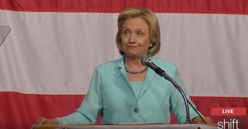 Hillary Professes Her Love for How Snapchat Messages 'Disappear All By Themselves