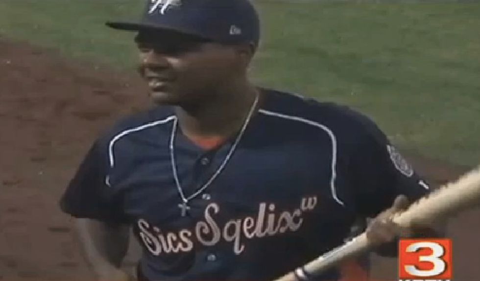 Brewers Minor Leaguer Says He's Gay; MLB Lauds His Courage