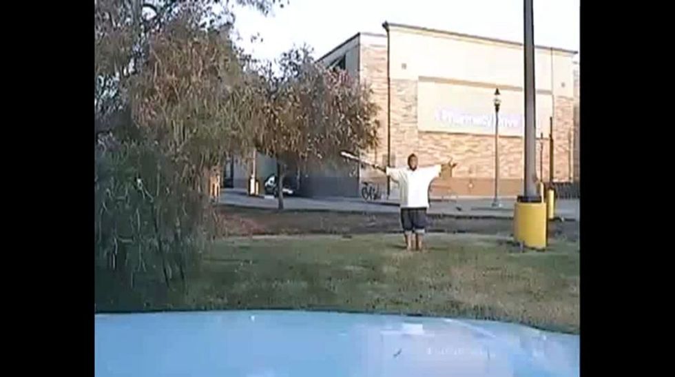 Raw Video Captures Moment Police Take Down Suspect Wielding Bat, Knife With Beanbag Round to the Head — Fired From 12-Gauge Shotgun