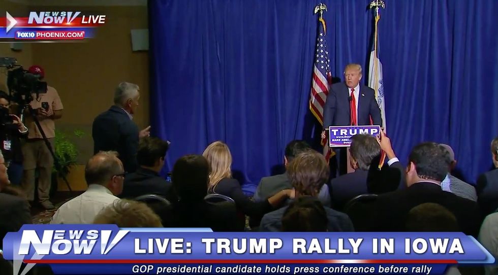 Jorge Ramos Escorted Out of Press Conference for Shouting Questions at Trump: 'Go Back to Univision