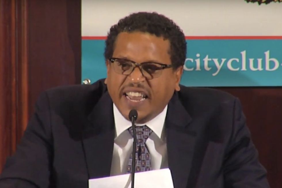 Outspoken Principal Is a Big Critic of Chicago Mayor Rahm Emanuel and a Common Core Test. He's Now Received an Official Warning.