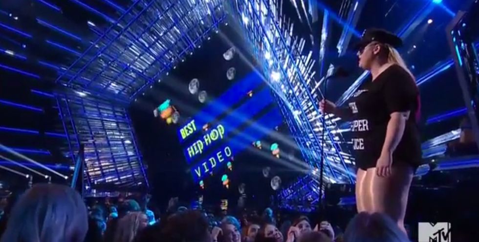 Watch Comedian's Police-Themed Joke at VMAs That Had Prominent Black Lives Matter Activist Fuming With Outrage