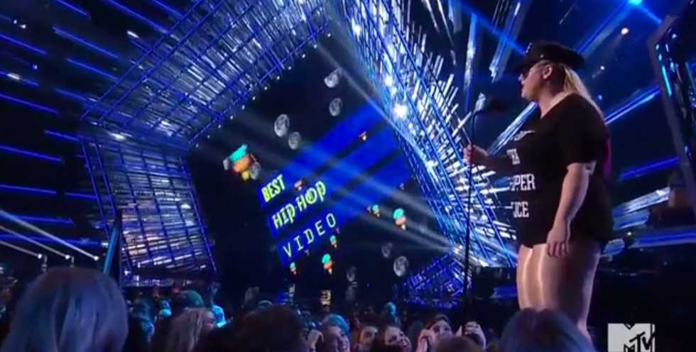 Watch Comedian's Police-Themed Joke at VMAs That Had Prominent Black Lives Matter Activist Fuming With Outrage