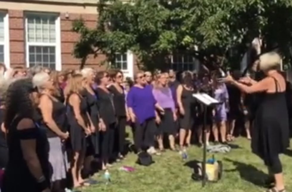 'Women's Alternative Chorus' Sings Gospel Tune at Hillary Clinton Campaign Event — and Changes One Very Important Lyric