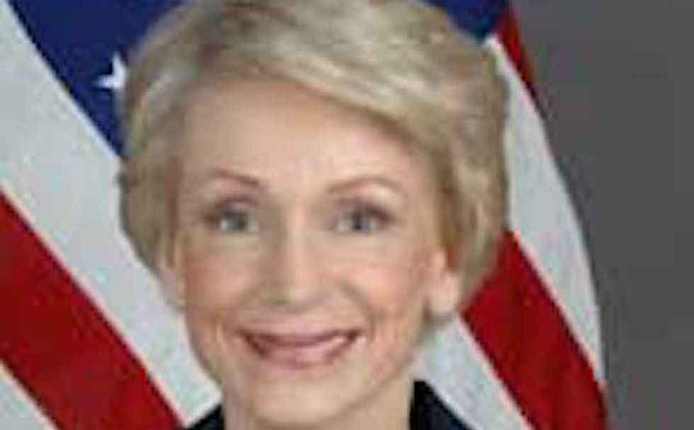 Reporter Uncovers Document Revealing Campaign State Department’s New Email Czar Recently Donated To