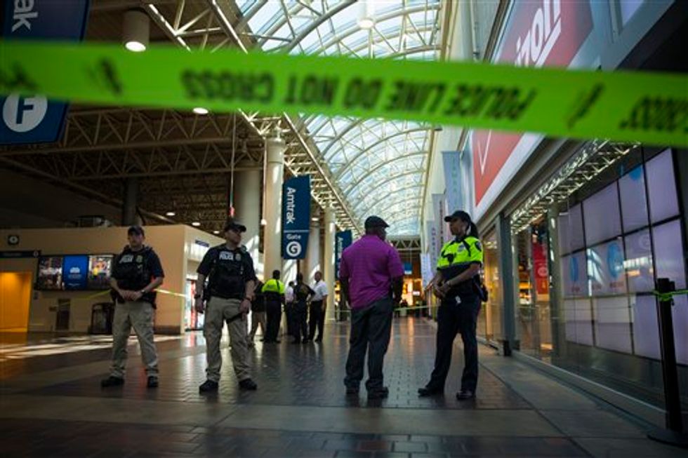 D.C.'s Union Station Evacuated After Security Guard Shoots Stabbing Suspect
