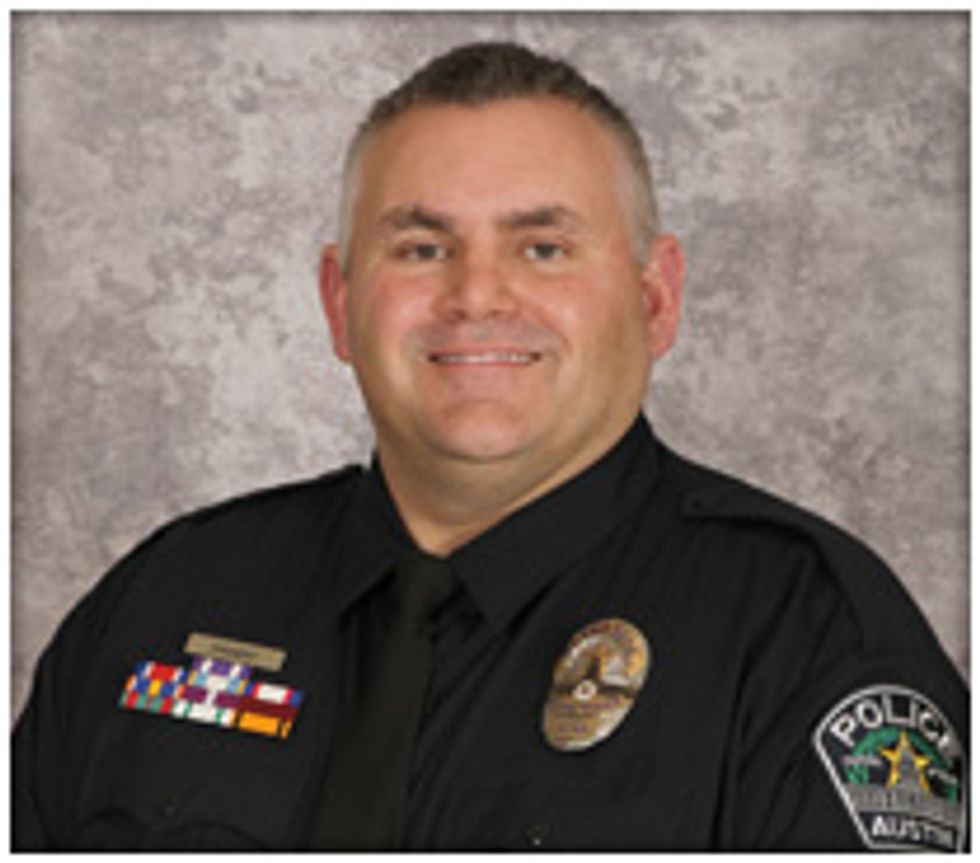 Officer Walks Into Texas Store to Find a Black Lives Matter Message on Restroom Door, Unreported by the Business