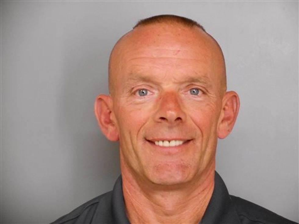 Son of Slain Illinois Officer Lashes Out at Coroner for Floating Possibility of Suicide: ‘My Entire Family Isn’t Happy\