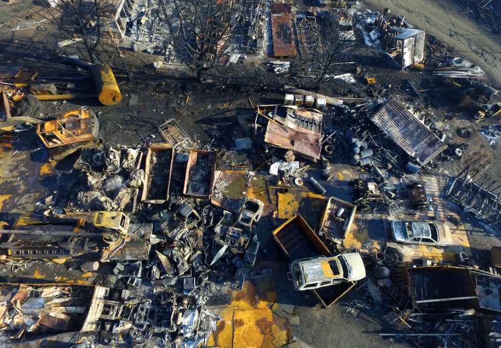 More Than 1,000 Homes Destroyed by Two California Fires
