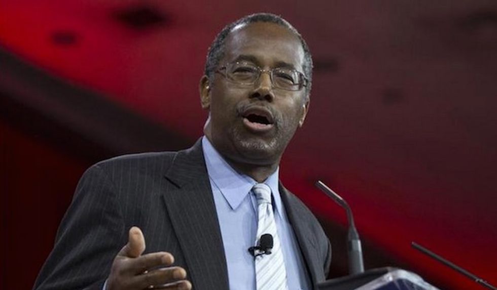 This Is Why He's Not a Politician': Ben Carson Isn't Apologizing for Saying a Muslim Shouldn't Be President