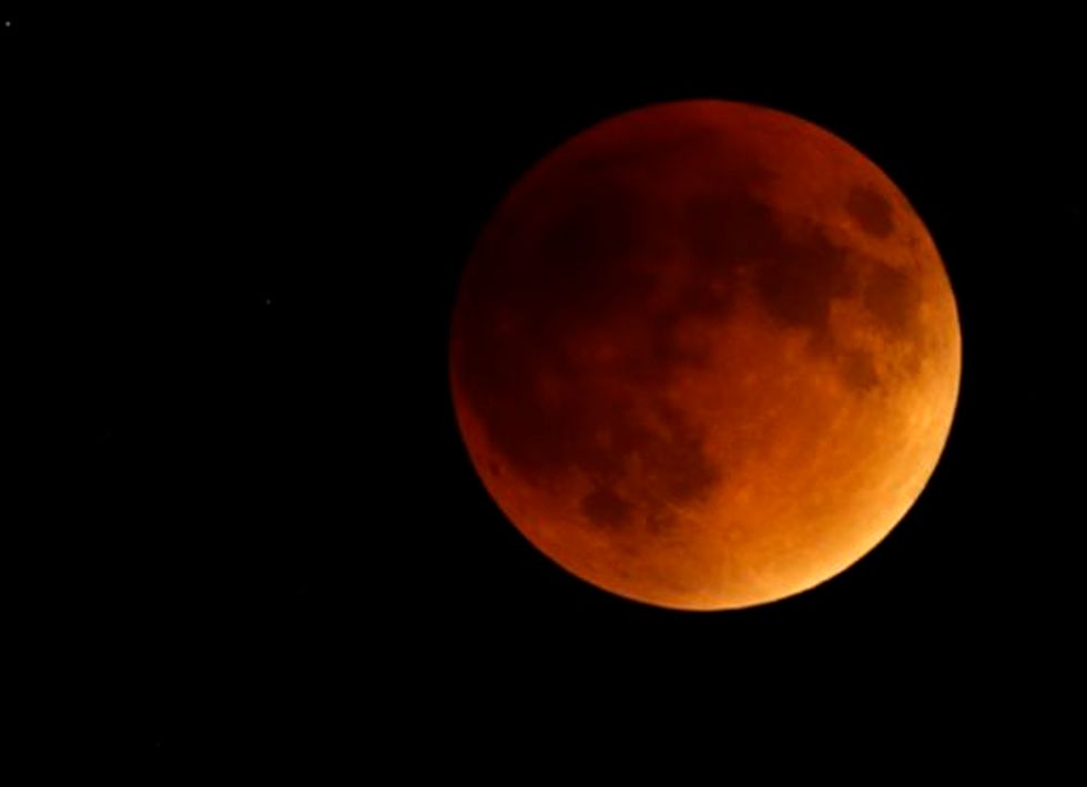 Rare Supermoon-Eclipse Combo Won't Occur Again Until 2033 — Here Are the Pics and Video If You Missed It