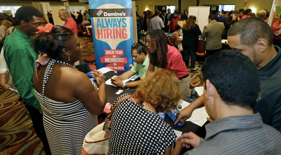 Obamanomics Kept Dragging Down Employment in America in 2015