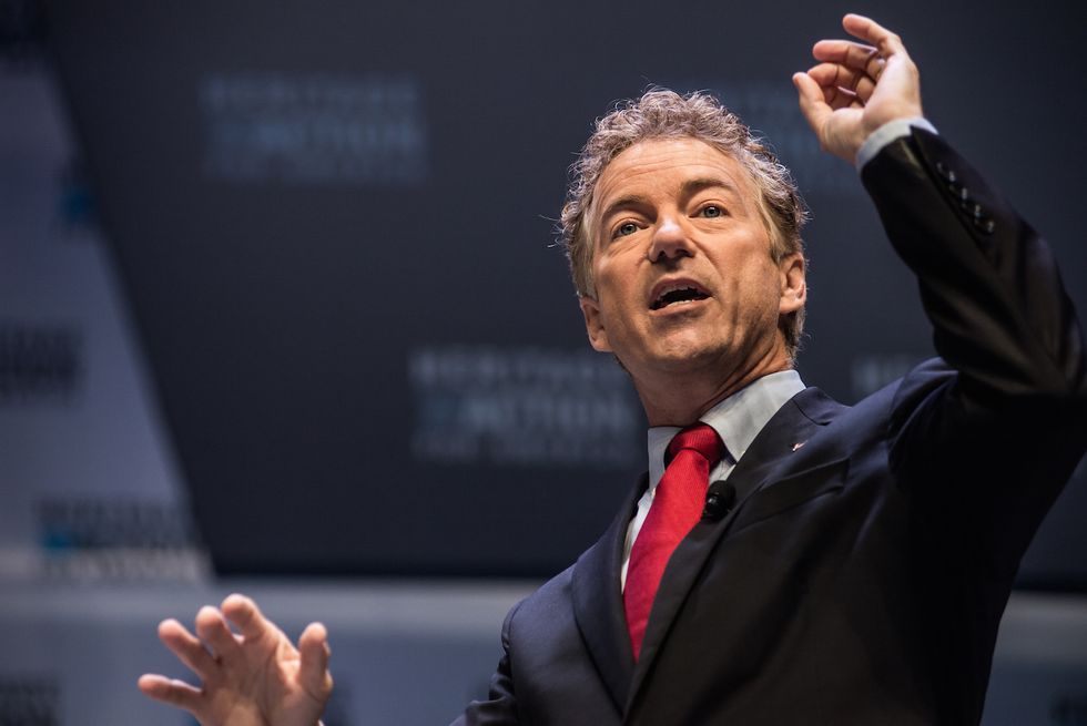 Glenn Beck Confronts Rand Paul: Why 'Turn the Guns' on Ted Cruz?