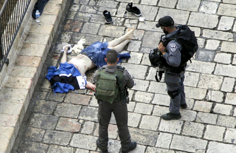 Palestinians Stab Israelis, Including Police, in Two More Jerusalem Attacks