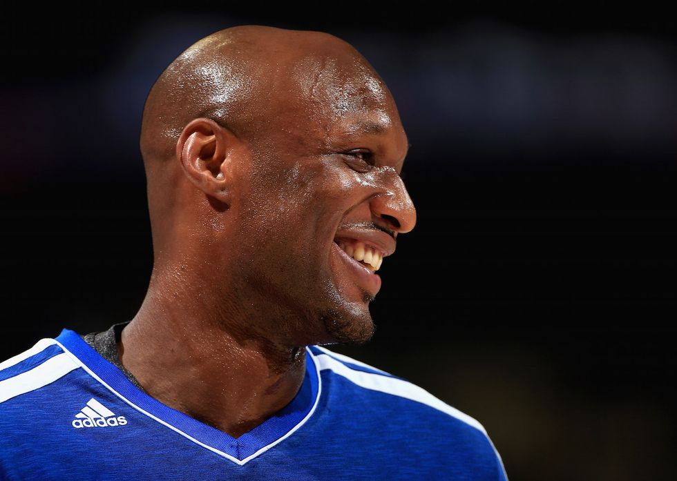 Spokeswoman for Lamar Odom's Aunt Says He Woke Up, Spoke and Offered Symbolic Gesture