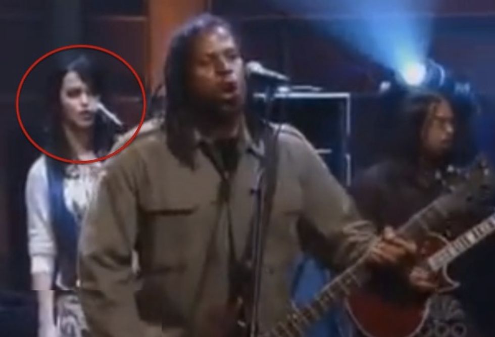 Entertainment Outlets Went Crazy Over Old, Unearthed Video Showing Pop Megastar Singing 'Backup' for Christian Band — but There's a Catch