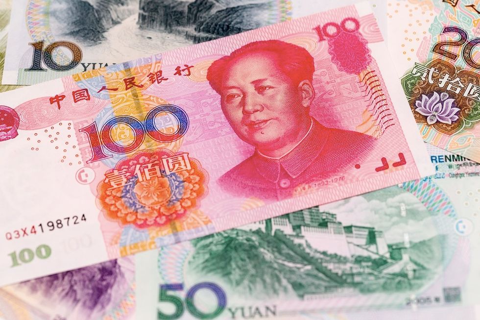 China's Economic Growth Declines to 6-Year Low