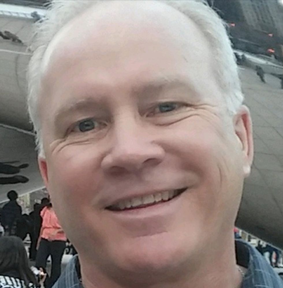 Veteran Sheriff's Deputy Fatally Shot by Man He Was Guarding in Hospital Room