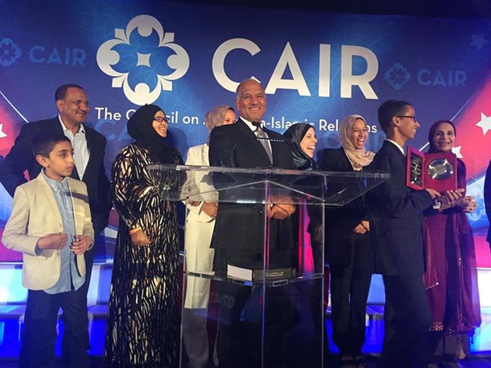 Ahmed ‘Clock Kid’ Mohamed Wins ‘American Muslim of the Year’ Award at CAIR Event