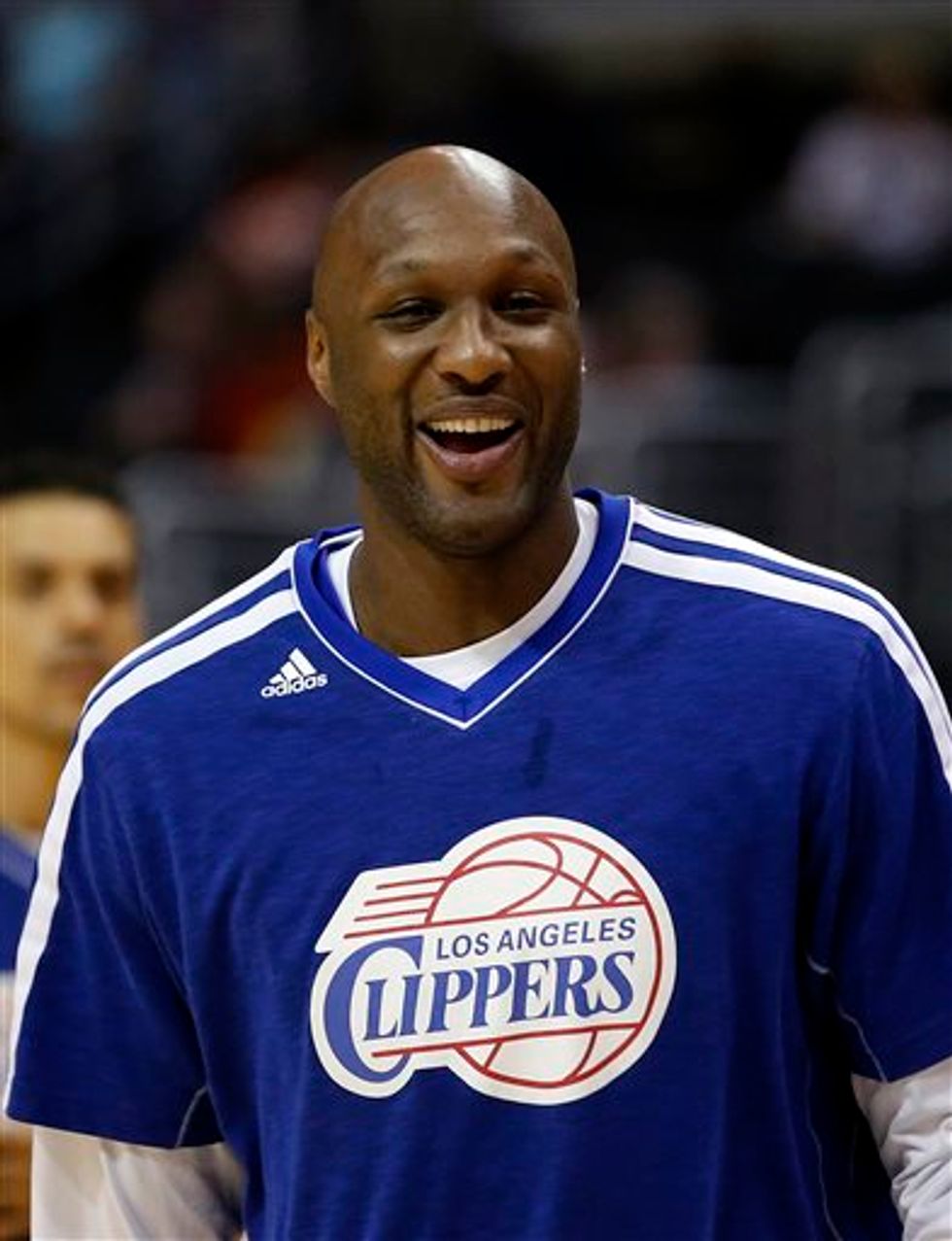 Lamar Odom Leaves Las Vegas Hospital a Week After Being Found Unconscious at Brothel