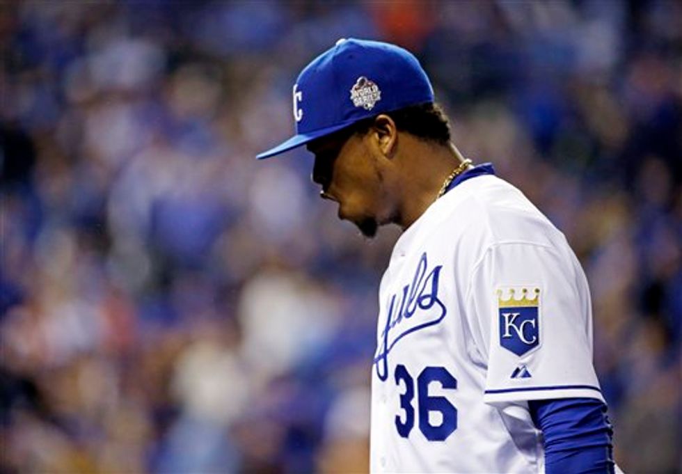 Kansas City Royals, MLB Broadcasters Kept Painful Secret From Starting Pitcher Until After Game 1 of World Series