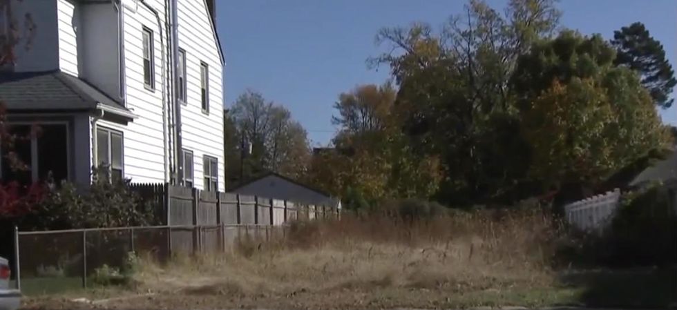 After Taking Leave of Absence to Recover From Knee Surgery, Veteran Returns to His NY Home to Make Truly ‘Shocking Discovery’