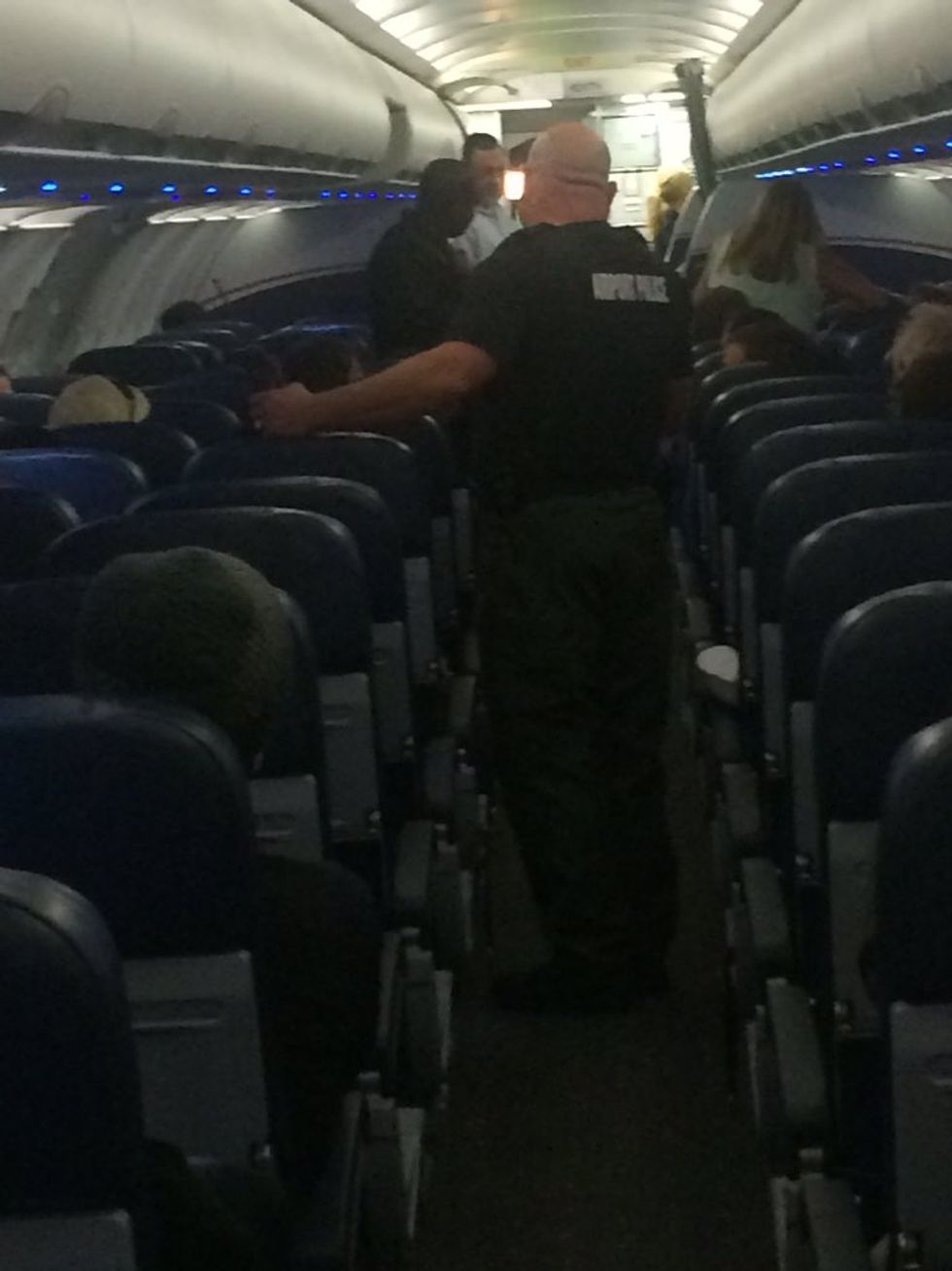 American Airlines Flight Diverted to Wichita After Passenger Allegedly Makes Threats to 'Kill People