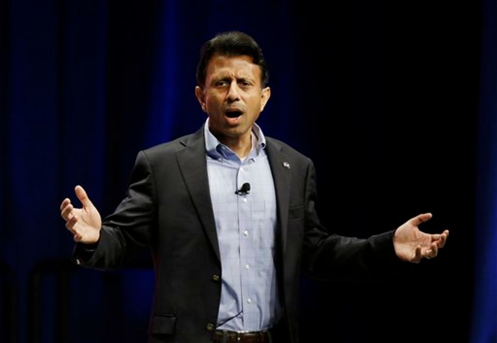Jindal Rebukes Obama, Signs Executive Order to Bar Syrian Refugees From Settling in Louisiana